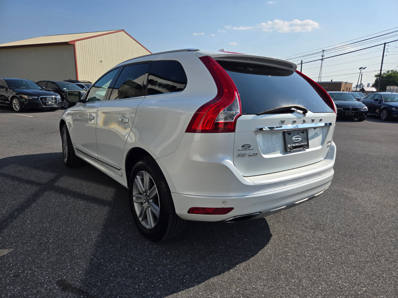 2016 Volvo XC60 T6 Platinum photo 5