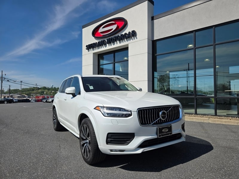 2020 Volvo XC90 T6 Momentum AWD's photo